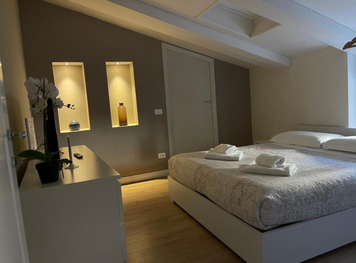 Luxury Apartment In City Center Florence Buitenkant foto