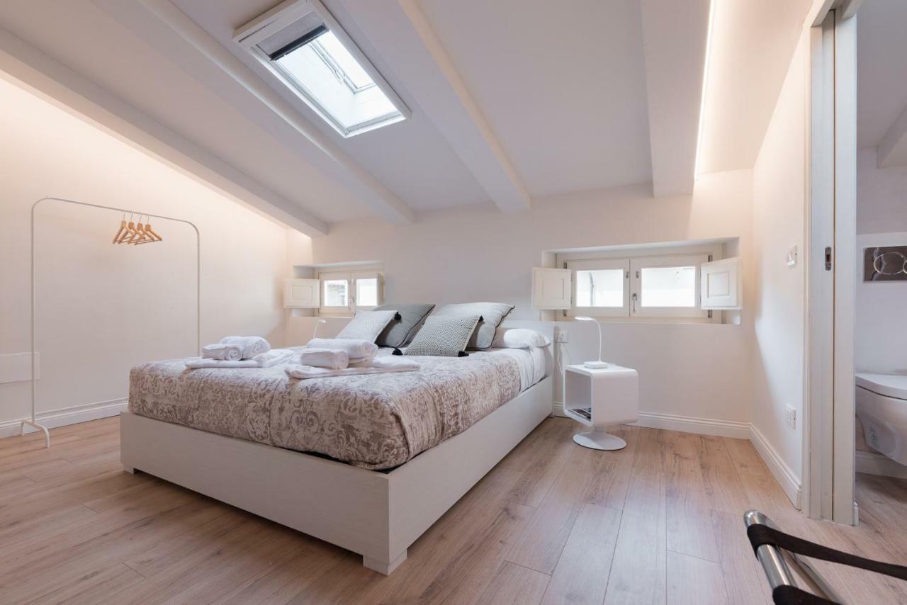 Luxury Apartment In City Center Florence Buitenkant foto